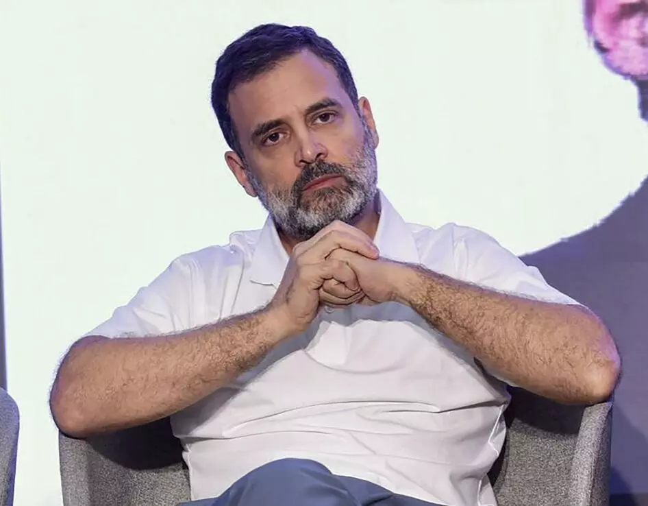 ಮಣಿಪುರ ಹೊತ್ತಿ ಉರಿಯುತ್ತಿದೆ,ಐರೋಪ್ಯ ಸಂಸತ್ತೂ ಅದನ್ನು ಚರ್ಚಿಸುತ್ತಿದೆ, ಆದರೆ ಪ್ರಧಾನಿ ತುಟಿಪಿಟಕ್ಕೆಂದಿಲ್ಲ: ರಾಹುಲ್ ಗಾಂಧಿ ಮಣಿಪುರ ಹೊತ್ತಿ ಉರಿಯುತ್ತಿದೆ,ಐರೋಪ್ಯ ಸಂಸತ್ತೂ ಅದನ್ನು ಚರ್ಚಿಸುತ್ತಿದೆ, ಆದರೆ ಪ್ರಧಾನಿ ತುಟಿಪಿಟಕ್ಕೆಂದಿಲ್ಲ: ರಾಹುಲ್ ಗಾಂಧಿ