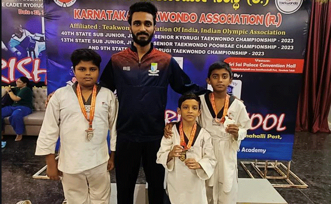 ರಾಜ್ಯ ಮಟ್ಟದ ಟೇಕ್ವಾಂಡೋ ಚಾಂಪಿಯನ್ ಶಿಪ್ ನಲ್ಲಿ ಮಿಂಚಿದ ಎಂ ಟೈಗರ್ಸ್ ತಂಡ ರಾಜ್ಯ ಮಟ್ಟದ ಟೇಕ್ವಾಂಡೋ ಚಾಂಪಿಯನ್ ಶಿಪ್ ನಲ್ಲಿ ಮಿಂಚಿದ ಎಂ ಟೈಗರ್ಸ್ ತಂಡ