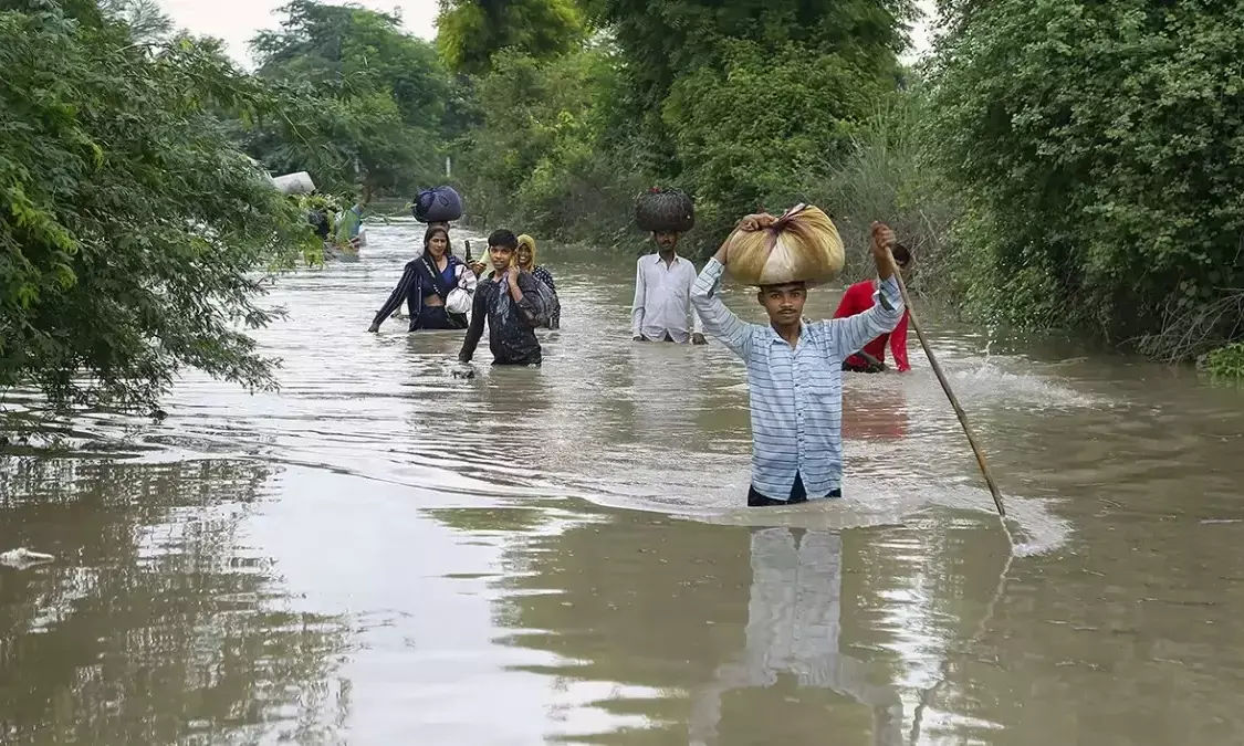 ಹೋಶಿಯಾರಪುರ: ಭಾರೀ ಮಳೆಗೆ ಹಲವು ಗ್ರಾಮಗಳು ಜಲಾವೃತ