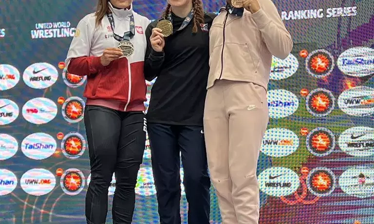 ಹಂಗೇರಿಯಲ್ಲಿ ಗೆದ್ದ ಪದಕ ಮಹಿಳೆಯರ ಮೇಲಾಗುತ್ತಿರುವ ಅಪರಾಧ ವಿರುದ್ಧ ಹೋರಾಡುತ್ತಿರುವವರಿಗೆ ಸಮರ್ಪಣೆ: ಸಂಗೀತಾ ಫೋಗಟ್