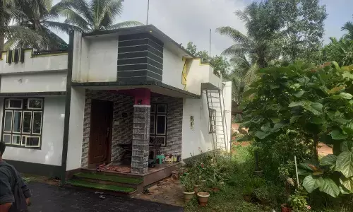 ಸುಳ್ಯ: ಮನೆ ಬಾಗಿಲು ಮುರಿದು ಚಿನ್ನಾಭರಣ ಕಳವು