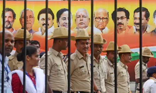 ಬೆಂಗಳೂರಿನಲ್ಲಿ ವಿರೋಧ ಪಕ್ಷಗಳ ನಾಯಕರ ಶಕ್ತಿ ಪ್ರದರ್ಶನ