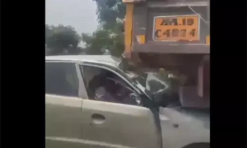 ಹೆಜಮಾಡಿ: ಢಿಕ್ಕಿ ಹೊಡೆದ ಕಾರನ್ನು ಒಂದು ಕಿಲೋ ಮೀಟರ್ ಎಳೆದೊಯ್ದ ಟಿಪ್ಪರ್ !