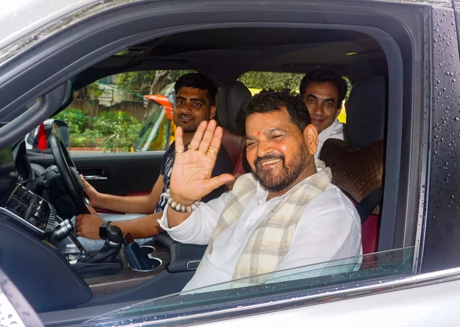 ‘ಪಕ್ಷಪಾತಿ’ ತನಿಖಾ ಸಮಿತಿಯಿಂದ ಬ್ರಿಜ್ ಭೂಷಣ್ ರಕ್ಷಣೆಗೆ ಯತ್ನ: ಕುಸ್ತಿಪಟುಗಳ ಆರೋಪ ‘ಪಕ್ಷಪಾತಿ’ ತನಿಖಾ ಸಮಿತಿಯಿಂದ ಬ್ರಿಜ್ ಭೂಷಣ್ ರಕ್ಷಣೆಗೆ ಯತ್ನ: ಕುಸ್ತಿಪಟುಗಳ ಆರೋಪ