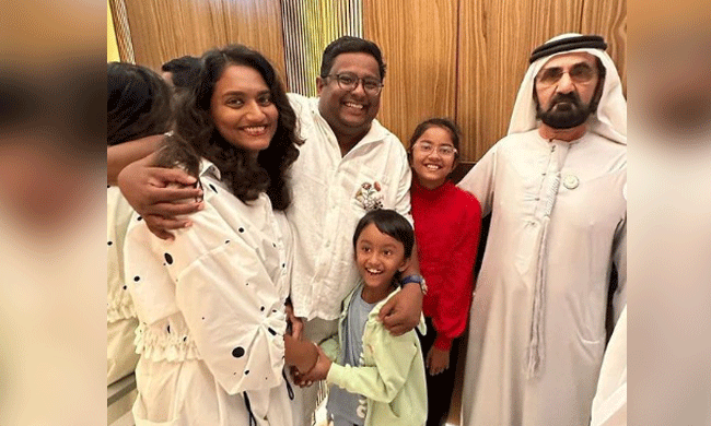 ಲಿಫ್ಟ್ ನಲ್ಲಿ ದುಬೈ ದೊರೆಯೊಂದಿಗೆ ಅನಿರೀಕ್ಷಿತ ಭೇಟಿ: ಯುಎಇ ಪ್ರಧಾನಮಂತ್ರಿಯ ಸರಳತೆಯನ್ನು ಕೊಂಡಾಡಿದ ಭಾರತೀಯ ಕುಟುಂಬ