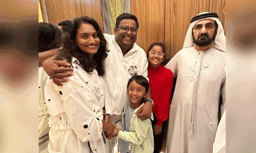 ಲಿಫ್ಟ್ ನಲ್ಲಿ ದುಬೈ ದೊರೆಯೊಂದಿಗೆ ಅನಿರೀಕ್ಷಿತ ಭೇಟಿ: ಯುಎಇ ಪ್ರಧಾನಮಂತ್ರಿಯ ಸರಳತೆಯನ್ನು ಕೊಂಡಾಡಿದ ಭಾರತೀಯ ಕುಟುಂಬ