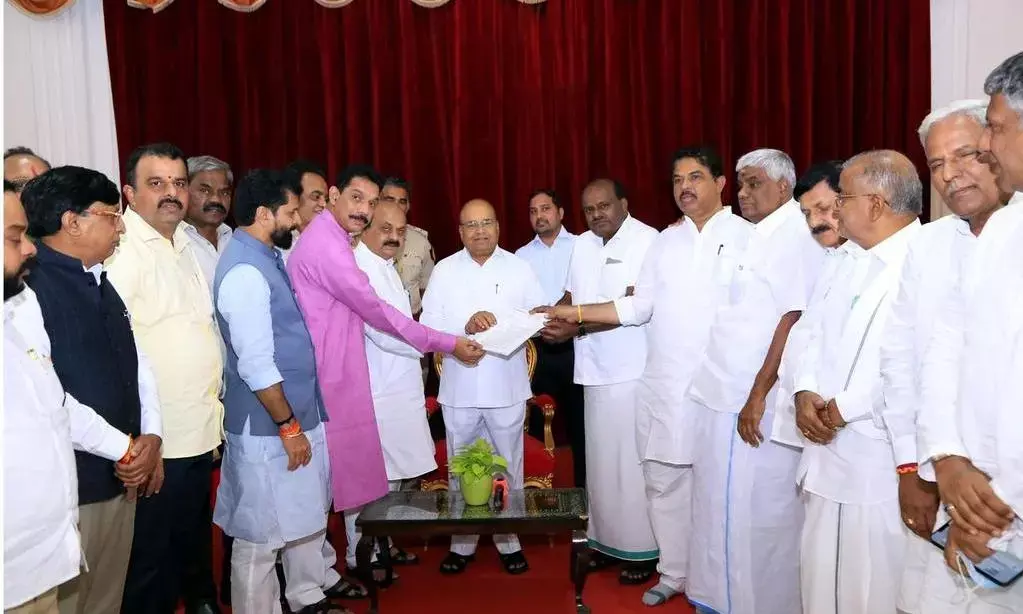 ಬಿಜೆಪಿಯ ಲೆಟರ್ ಹೆಡ್ ನಲ್ಲಿ ಸಹಿ ಹಾಕಿದ ಕುಮಾರಸ್ವಾಮಿ!