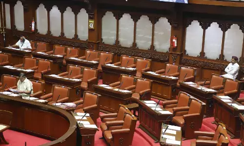 ವಿಧಾನಸಭೆ, ಪರಿಷತ್ ನಲ್ಲಿ ವಿಪಕ್ಷಗಳ ಗೈರು ಹಾಜರಿ