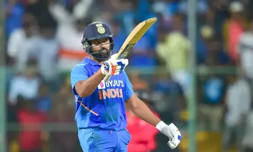 ಅಂತರ್ ರಾಷ್ಟ್ರೀಯ ಕ್ರಿಕೆಟ್ ಗರಿಷ್ಠ ರನ್: ಧೋನಿ ದಾಖಲೆ ಹಿಂದಿಕಿದ ರೋಹಿತ್