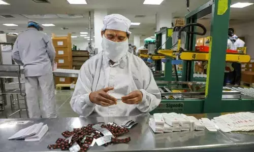 ಭಾರತ ಸರ್ಕಾರ, ಔಷಧ ಕಂಪನಿ, ಆಮದುದಾರನ ವಿರುದ್ಧ ದಾವೆ ಹೂಡಿ: ಗಾಂಬಿಯಾ ಅಧ್ಯಕ್ಷೀಯ ಕಾರ್ಯಪಡೆ ಶಿಫಾರಸು