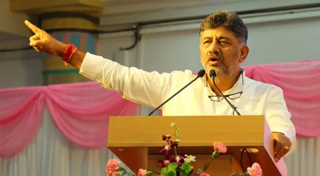 ಹೊಂದಾಣಿಕೆ ಮಾತುಕತೆಗೆ ಸಿಂಗಾಪುರಕ್ಕೆ ತೆರಳಿದ ಬಿಜೆಪಿ - ಜೆಡಿಎಸ್ ನಾಯಕರು: ಡಿ.ಕೆ.ಶಿವಕುಮಾರ್