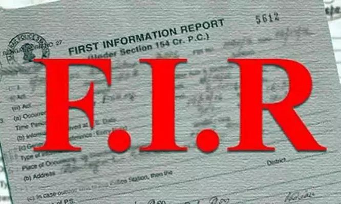 ಅಶ್ಲೀಲ ಪೋಸ್ಟ್ ಪ್ರಕರಣ | FIR ಎಸ್‍ಐ ದಾಖಲಿಸಿದರೆ ತಪ್ಪಲ್ಲ: ಹೈಕೋರ್ಟ್