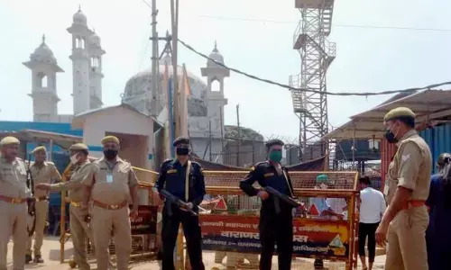 ವಾರಣಾಸಿ ಜ್ಞಾನವಾಪಿ ಮಸೀದಿಯಲ್ಲಿ ಸರ್ವೆ ಆರಂಭ, ಸುಪ್ರೀಂಕೋರ್ಟ್ ಮೆಟ್ಟಿಲೇರಿದ ಮಸೀದಿ ಆಡಳಿತ ಮಂಡಳಿ