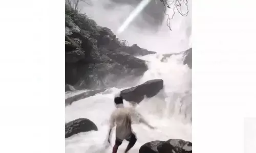 ಕೊಲ್ಲೂರು: ಅರಶಿನಗುಂಡಿ ಜಲಪಾತಕ್ಕೆ ಬಿದ್ದು ಯುವಕ ನೀರುಪಾಲು