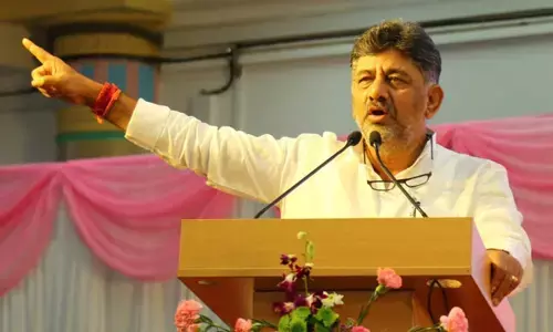 ಹೊಂದಾಣಿಕೆ ಮಾತುಕತೆಗೆ ಸಿಂಗಾಪುರಕ್ಕೆ ತೆರಳಿದ ಬಿಜೆಪಿ - ಜೆಡಿಎಸ್ ನಾಯಕರು: ಡಿ.ಕೆ.ಶಿವಕುಮಾರ್