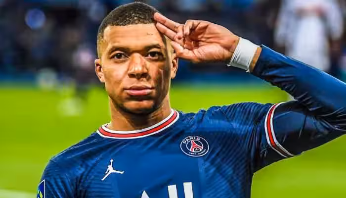 ಫ್ರಾನ್ಸ್ ಫುಟ್ಬಾಲ್ ತಂಡದ ಸ್ಟಾರ್ ಎಂಬಾಪೆಗೆ ದಾಖಲೆಯ 2,716 ಕೋ.ರೂ. ನೀಡಲು ಮುಂದಾದ ಸೌದಿಯ ಅಲ್ ಹಿಲಾಲ್ ಕ್ಲಬ್