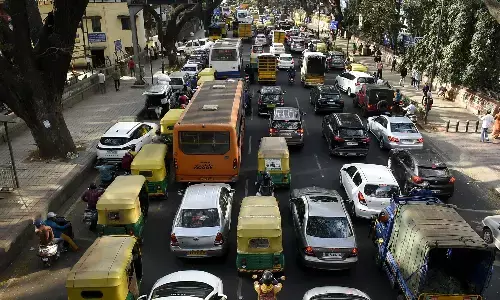 ರಾಜ್ಯದಲ್ಲಿ ವಾಣಿಜ್ಯ ಬಳಕೆಯ ವಾಹನಗಳ ತೆರಿಗೆ ಹೆಚ್ಚಳ; ವಿವರ ಇಲ್ಲಿದೆ...