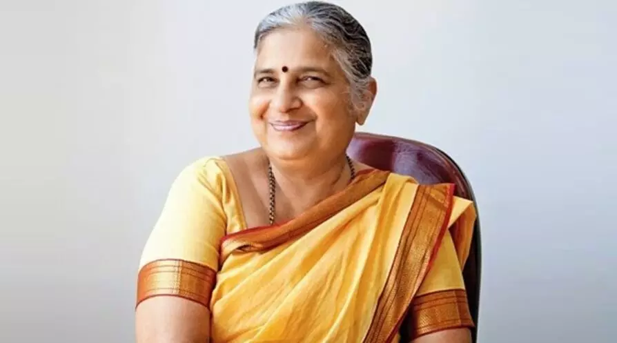 ‘‘ಸಸ್ಯಹಾರಿಯಾಗಿರುವುದರಿಂದ ಚಮಚ ಕೊಂಡೊಯ್ಯುತ್ತೇನೆ’’: ವಿವಾದಕ್ಕೀಡಾದ ಸುಧಾಮೂರ್ತಿ ಹೇಳಿಕೆ