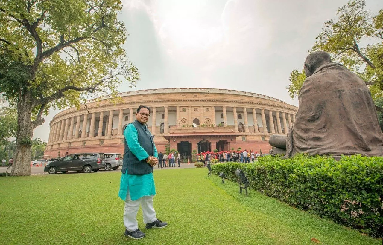 ಕಲ್ಲಿದ್ದಲು ನಿಕ್ಷೇಪ ಹಂಚಿಕೆಯಲ್ಲಿ ಭ್ರಷ್ಟಾಚಾರ ಪ್ರಕರಣ: ಮಾಜಿ ಸಂಸದ ವಿಜಯ್ ದರ್ದ್, ಪುತ್ರ ಸಹಿತ ನಾಲ್ವರಿಗೆ ಜೈಲು ಶಿಕ್ಷೆ