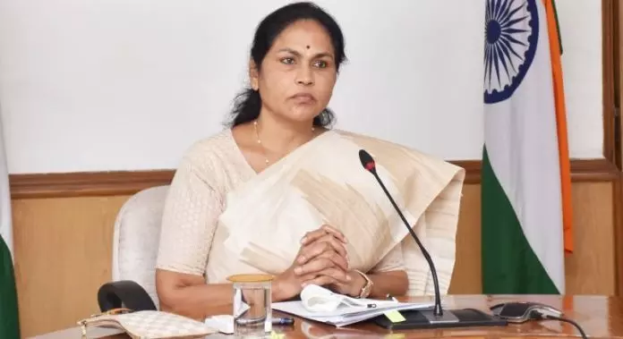 ನಮ್ಮ ವಿದ್ಯಾರ್ಥಿನಿಯರ ರಕ್ಷಣೆ ಮುಖ್ಯ: ಶೋಭಾ ಕರಂದ್ಲಾಜೆ