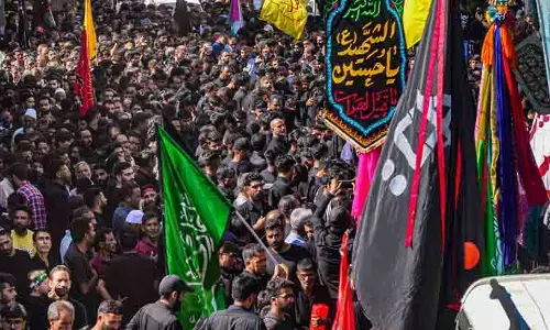 ಮೂರು ದಶಕಗಳ ಬಳಿಕ ಶ್ರೀನಗರದಲ್ಲಿ ಮುಹರ್ರಂ ಮೆರವಣಿಗೆ