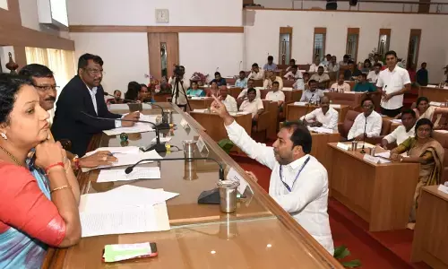 ಮನಪಾ ವ್ಯಾಪ್ತಿಯಲ್ಲಿ ಮಳೆ ಹಾನಿ: ಪಾಲಿಕೆ ಸದಸ್ಯರಿಂದ ಮಾಹಿತಿ ಪಡೆದು ವರದಿ ಸಲ್ಲಿಸಲು ನಿರ್ಧಾರ