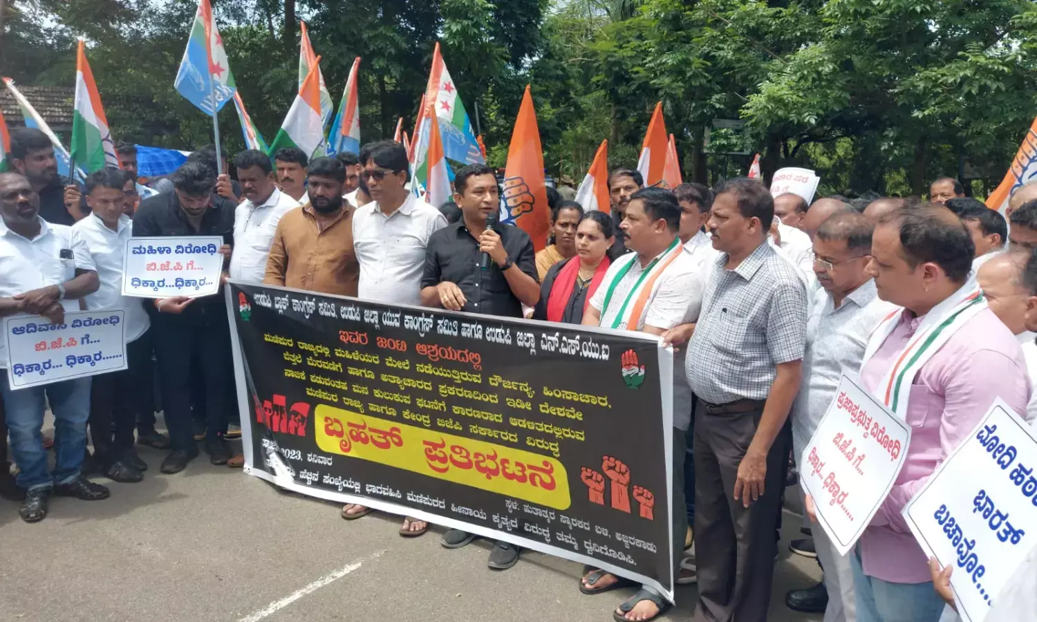 ಮಣಿಪುರದಲ್ಲಿ ಬಿಜೆಪಿ ಒಡೆದು ಆಳುವ ನೀತಿಯಿಂದ ಪ್ರಜಾಪ್ರಭುತ್ವಕ್ಕೆ ಸೋಲು: ಸುಧೀರ್ ಮುರೋಳಿ