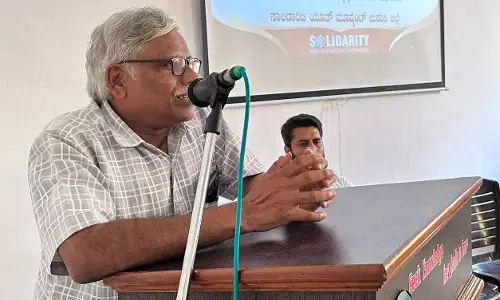 ನಿರಂತರ ಜನಪರ ಚಳುವಳಿಗಳಿಂದ ಫ್ಯಾಸಿಸಂ ಸೋಲಿಸಲು ಸಾಧ್ಯ: ಚಿಂತಕ ಶಿವಸುಂದರ್