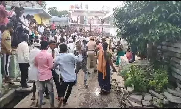 ಕಲಬುರಗಿ | ಕಲ್ಲು ತೂರಾಡಿ ಬಡಿದಾಡಿಕೊಂಡ 2 ಕುಟುಂಬಗಳು: ಎಂಟು ಮಂದಿಗೆ ಗಂಭೀರ ಗಾಯ