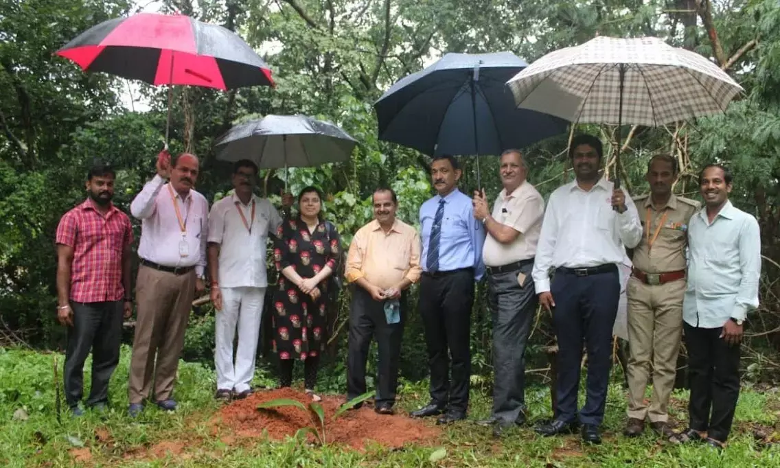 527 ಶ್ರೀತಾಳೆ ಬೀಜ ನೆಟ್ಟು ಹುತಾತ್ಮ ಯೋಧರಿಗೆ ಗೌರವ