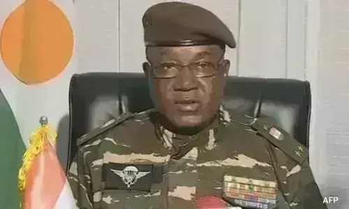 ಅಧಿಕಾರ ಹಸ್ತಾಂತರಿಸದಿದ್ದರೆ ಬಲಪ್ರಯೋಗ: ನೈಜರ್ ಸೇನಾಡಳಿತಕ್ಕೆ ಆಫ್ರಿಕಾ ಮುಖಂಡರ ಎಚ್ಚರಿಕೆ
