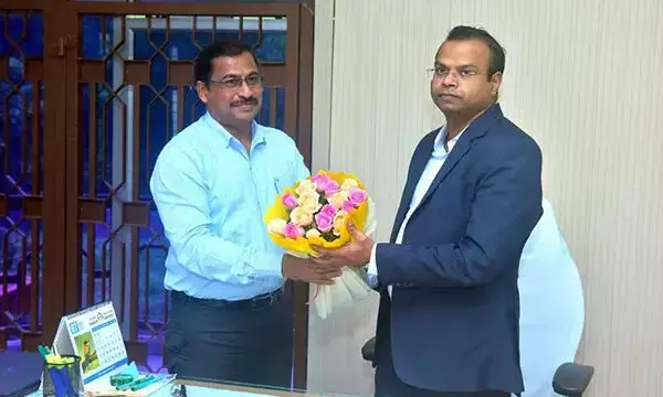 ವಾರದ ಹಿಂದೆ ಅಧಿಕಾರ ಸ್ವೀಕರಿಸಿದ್ದ ಮಂಗಳೂರು ವಿವಿ ನೂತನ ಕುಲಸಚಿವ ಮೊಹಮ್ಮದ್ ನಯೀಮ್ ಮೊಮಿನ್ ವರ್ಗಾವಣೆ