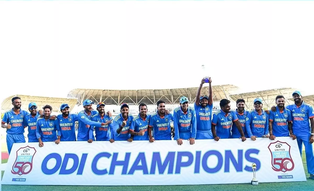 ಭಾರತಕ್ಕೆ 200 ರನ್ ಗಳ ಭರ್ಜರಿ ಜಯ: ಸರಣಿ ಕೈವಶ ಭಾರತಕ್ಕೆ 200 ರನ್ ಗಳ ಭರ್ಜರಿ ಜಯ: ಸರಣಿ ಕೈವಶ