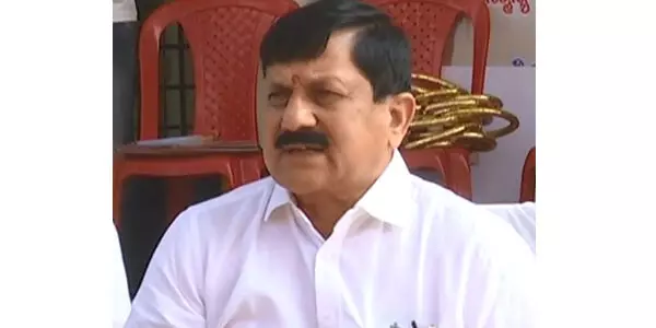 ಖರ್ಗೆ ಮೈಬಣ್ಣದ ಕುರಿತು ಅವಹೇಳನಕಾರಿ ಹೇಳಿಕೆ: ಆರಗ ಜ್ಞಾನೇಂದ್ರ ವಿರುದ್ಧ ಕಾಂಗ್ರೆಸ್ ದೂರು ಖರ್ಗೆ ಮೈಬಣ್ಣದ ಕುರಿತು ಅವಹೇಳನಕಾರಿ ಹೇಳಿಕೆ: ಆರಗ ಜ್ಞಾನೇಂದ್ರ ವಿರುದ್ಧ ಕಾಂಗ್ರೆಸ್ ದೂರು