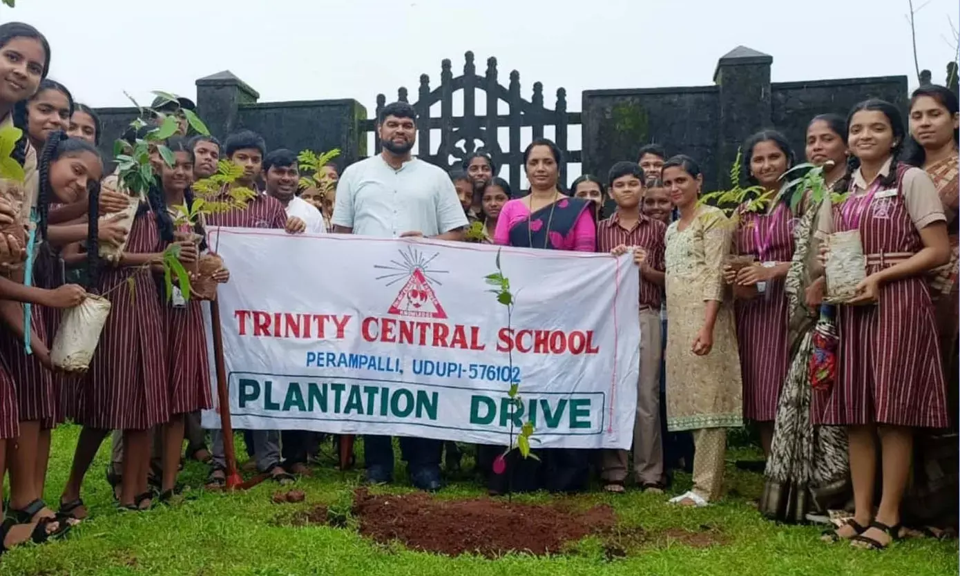 ವನಮಹೋತ್ಸವ ಮೂಲಕ ಪರಿಸರ ಕಾಳಜಿ ಅರಿವು