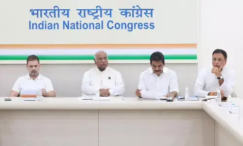 ಲೋಕಸಭಾ ಚುನಾವಣೆಯ ಸಿದ್ಧತೆ ಕುರಿತು ಕಾಂಗ್ರೆಸ್ ವರಿಷ್ಠರ ಚರ್ಚೆ; ರಾಜ್ಯದಿಂದ ಕನಿಷ್ಠ 20ಕ್ಕೂ ಹೆಚ್ಚು ಸ್ಥಾನಗಳು ಗೆಲ್ಲುವ ಗುರಿ