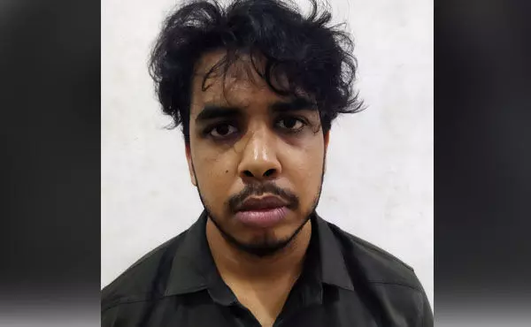 ಮಂಗಳೂರು: ಇನ್ಸ್ಟಾಗ್ರಾಮ್ನಲ್ಲಿ ಅಶ್ಲೀಲ ಕಮೆಂಟ್; ಆರೋಪಿ ಸೆರೆ ಮಂಗಳೂರು: ಇನ್ಸ್ಟಾಗ್ರಾಮ್ನಲ್ಲಿ ಅಶ್ಲೀಲ ಕಮೆಂಟ್; ಆರೋಪಿ ಸೆರೆ