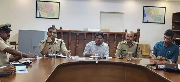 ಡ್ರಗ್ಸ್ ದುಷ್ಪರಿಣಾಮಗಳ ರೀಲ್ಸ್, ಕಿರುಚಿತ್ರಗಳ ನಿರ್ಮಾಣಕ್ಕೆ ದ.ಕ. ಜಿಲ್ಲಾಧಿಕಾರಿ ಸೂಚನೆ ಡ್ರಗ್ಸ್ ದುಷ್ಪರಿಣಾಮಗಳ ರೀಲ್ಸ್, ಕಿರುಚಿತ್ರಗಳ ನಿರ್ಮಾಣಕ್ಕೆ ದ.ಕ. ಜಿಲ್ಲಾಧಿಕಾರಿ ಸೂಚನೆ