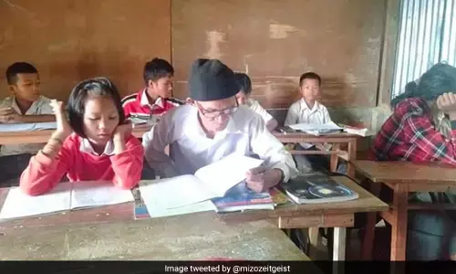 ಮಿಝೋರಾಂ: ಇಂಗ್ಲೀಷ್ ಕಲಿಯಲು 9 ನೇ ತರಗತಿಗೆ ದಾಖಲಾದ 78 ವರ್ಷದ ವ್ಯಕ್ತಿ!