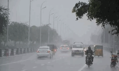 ಭಾರೀ ಮಳೆ, ಪ್ರವಾಹಕ್ಕೆ ತತ್ತರಿಸಿದ ಚೀನಾ: ಸಾವಿರಾರು ಜನರ ಸ್ಥಳಾಂತರ