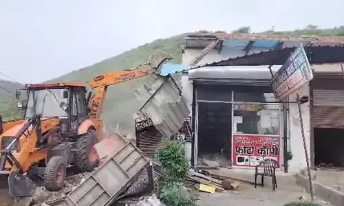 ಹಿಂಸಾಚಾರ ಪೀಡಿತ ನೂಹ್ ಜಿಲ್ಲೆಯಲ್ಲಿ 2 ಡಝನ್ ಮೆಡಿಕಲ್ ಸ್ಟೋರ್ ಗಳನ್ನು ನೆಲಸಮಗೊಳಿಸಿದ ಜಿಲ್ಲಾಡಳಿತ