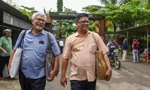 ಎಲ್ಗಾರ್ ಪರಿಷದ್ ಪ್ರಕರಣ: ವೆರ್ನಾನ್ ಗೊನ್ಸಾಲ್ವೆಸ್, ಅರುಣ್ ಫೆರೇರಾ ಜೈಲಿನಿಂದ ಬಿಡುಗಡೆ