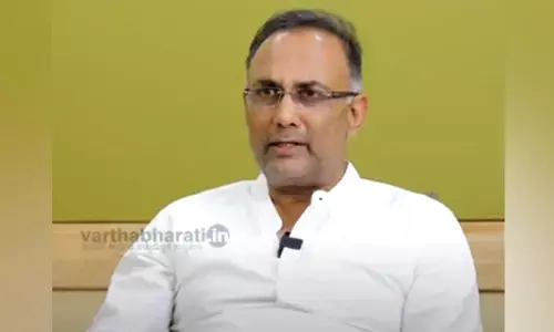 ಸಾರ್ವಜನಿಕರಿಂದ ದೂರು:  ಚಿತ್ರದುರ್ಗ ಜಿಲ್ಲಾ ಸರ್ಜನ್ ಅಮಾನತುಗೊಳಿಸುವಂತೆ ಆರೋಗ್ಯ ಸಚಿವ ದಿನೇಶ್ ಗುಂಡೂರಾವ್ ಸೂಚನೆ