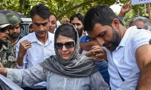 ಜಮ್ಮುಕಾಶ್ಮೀರ: ವಿಧಿ 370 ರದ್ದತಿಯ 4ನೇ ವರ್ಷಾಚರಣೆ; ಪ್ರತಿಪಕ್ಷಗಳಿಂದ ವ್ಯಾಪಕ ಪ್ರತಿಭಟನೆ