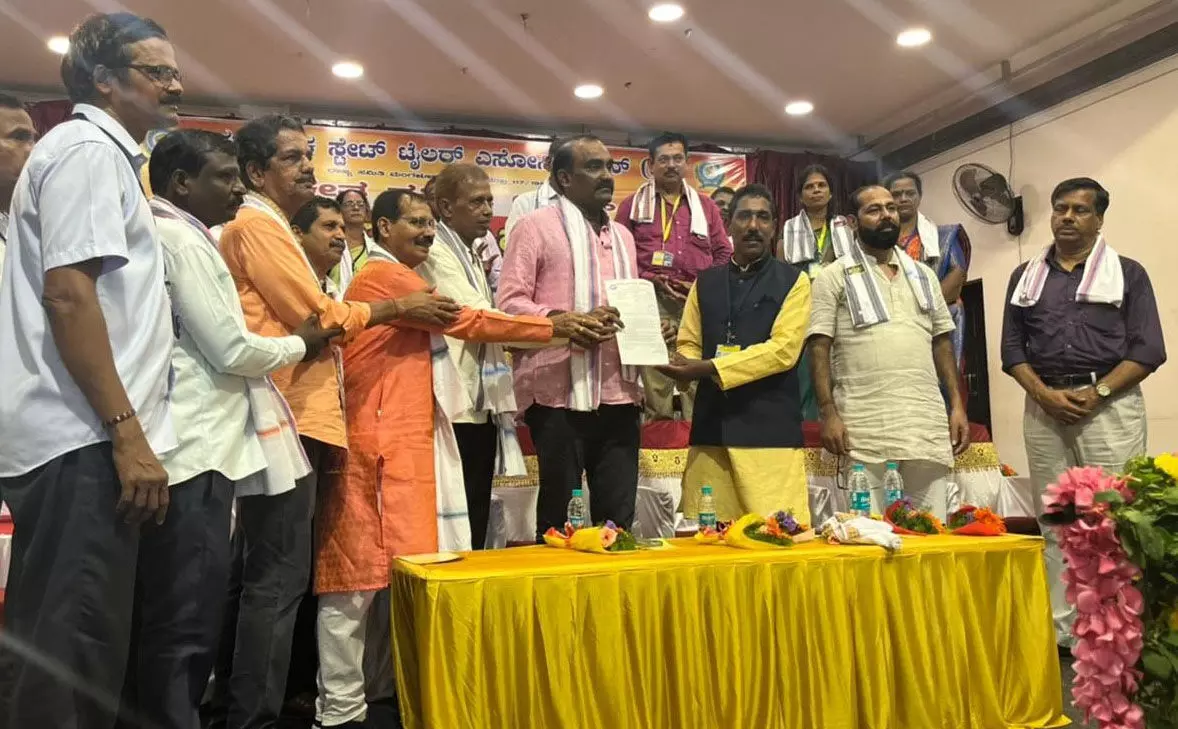 ಟೈಲರ್ಸ್ ಪ್ರತ್ಯೇಕ ಕ್ಷೇಮಾ ನಿಧಿ ಮಂಡಳಿ ರಚನೆಗೆ ಪ್ರಯತ್ನ: ಯಶ್ಪಾಲ್ ಟೈಲರ್ಸ್ ಪ್ರತ್ಯೇಕ ಕ್ಷೇಮಾ ನಿಧಿ ಮಂಡಳಿ ರಚನೆಗೆ ಪ್ರಯತ್ನ: ಯಶ್ಪಾಲ್