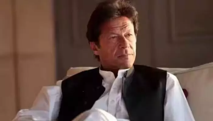 ಪಾಕ್ ಮಾಜಿ ಪ್ರಧಾನಿ ಇಮ್ರಾನ್ ಖಾನ್ ರನ್ನು ಅಡೈಲಾ ಜೈಲಿನಲ್ಲಿರಿಸಲು ಕೋರ್ಟ್ ಆದೇಶ ಪಾಕ್ ಮಾಜಿ ಪ್ರಧಾನಿ ಇಮ್ರಾನ್ ಖಾನ್ ರನ್ನು ಅಡೈಲಾ ಜೈಲಿನಲ್ಲಿರಿಸಲು ಕೋರ್ಟ್ ಆದೇಶ