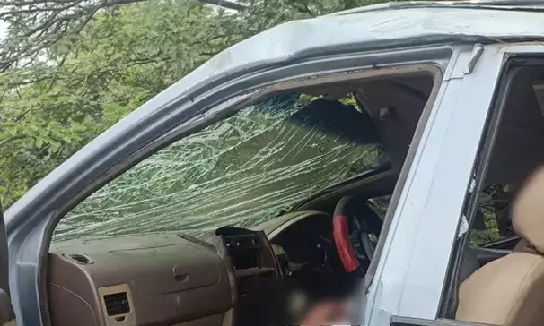 ಟೈರ್ ಸ್ಫೋಟಗೊಂಡು ಕಾರು ಪಲ್ಟಿ; ಹೆಡ್‌ಕಾನ್‌ಸ್ಟೇಬಲ್‌ ಸ್ಥಳದಲ್ಲೇ ಮೃತ್ಯು