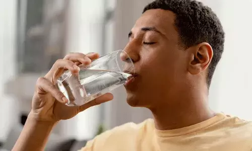 ತೀರಾ ಕಡಿಮೆ ನೀರು ಕುಡಿಯುವುದು, ಅಧಿಕ ನೀರು ಸೇವನೆ; ಯಾವುದು ಮಾರಕ?