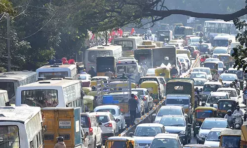 ಬೆಂಗಳೂರು ಸಂಚಾರ ದಟ್ಟಣೆ: ವಾರ್ಷಿಕ ಸುಮಾರು 20,000 ಕೋಟಿ ನಷ್ಟ!