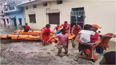 ಉತ್ತರಾಖಂಡ: 200 ರಸ್ತೆ ಸಂಪರ್ಕ ಕಡಿತ- ಮತ್ತಷ್ಟು ಮಳೆ ನಿರೀಕ್ಷೆ ಉತ್ತರಾಖಂಡ: 200 ರಸ್ತೆ ಸಂಪರ್ಕ ಕಡಿತ- ಮತ್ತಷ್ಟು ಮಳೆ ನಿರೀಕ್ಷೆ